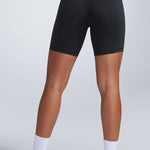 CRZ YOGA Women's Fast Dry Athletic Shorts 6" Black